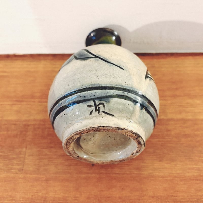 琉球陶器・金城次郎『魚紋花瓶・1』 | 象々の郷土玩具