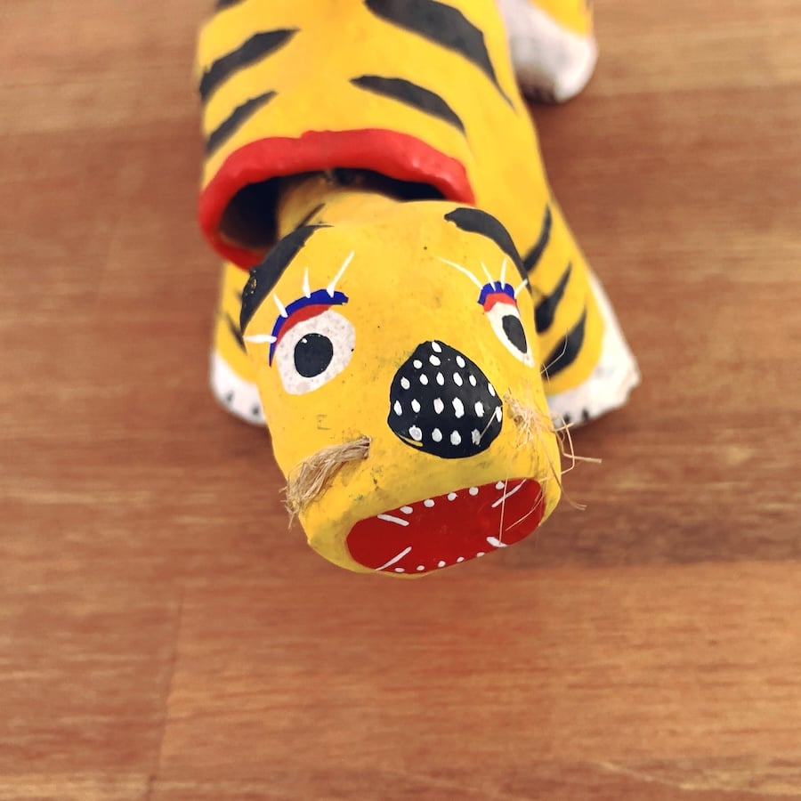 琉球郷土玩具『虎(トゥラグァー)』 | 象々の郷土玩具