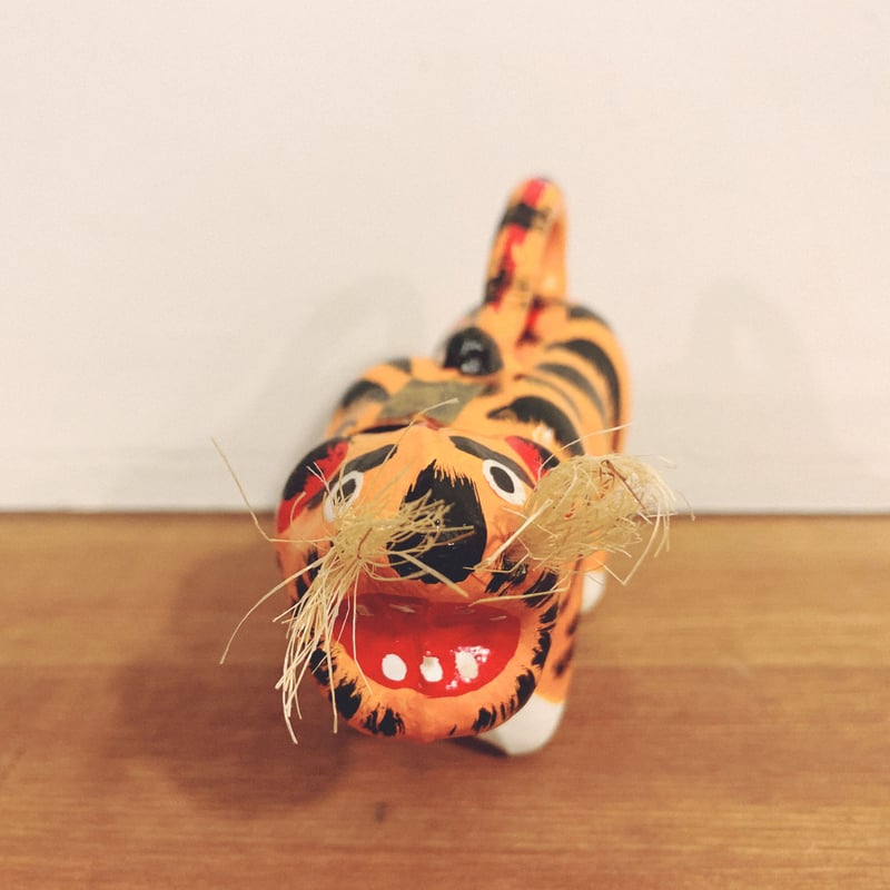 岡山県・玉島だるま虎製造所『首振り虎』 | 象々の郷土玩具
