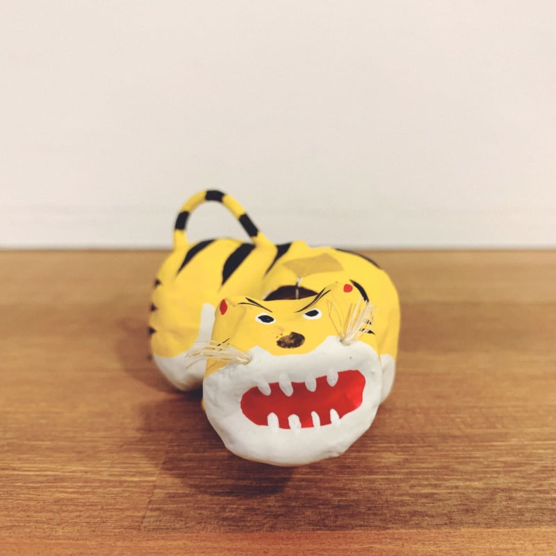 土佐張子『首振り虎』 | 象々の郷土玩具