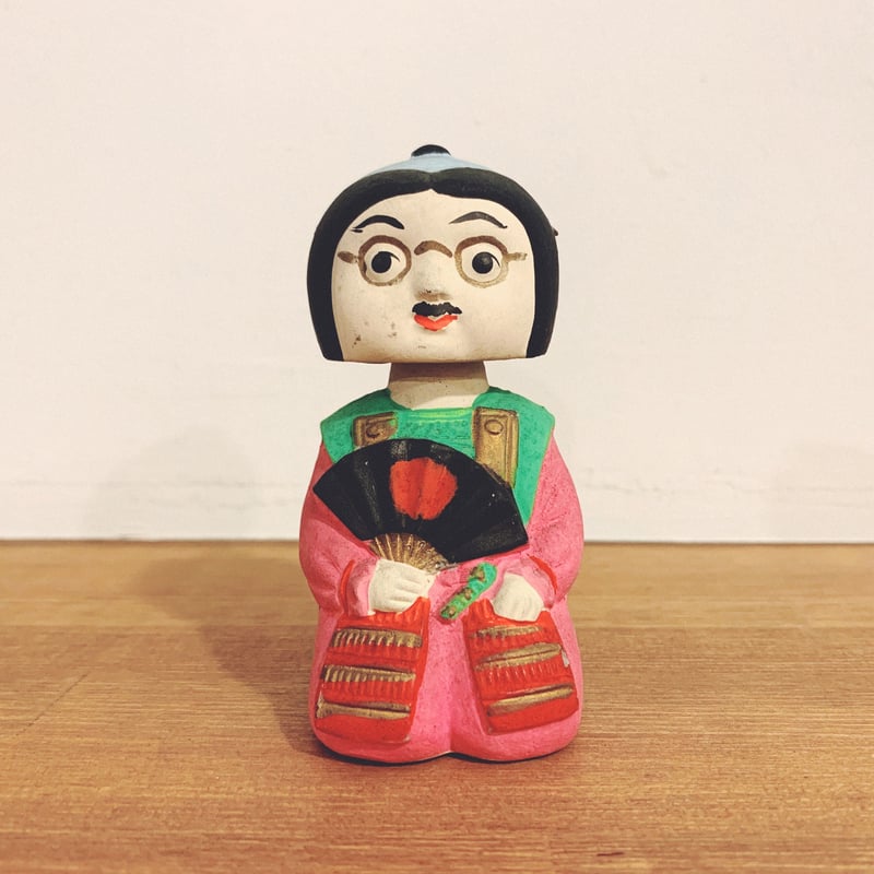 京都・清水の首振り人形『エンタツの桃太郎』 | 象々の郷土玩具