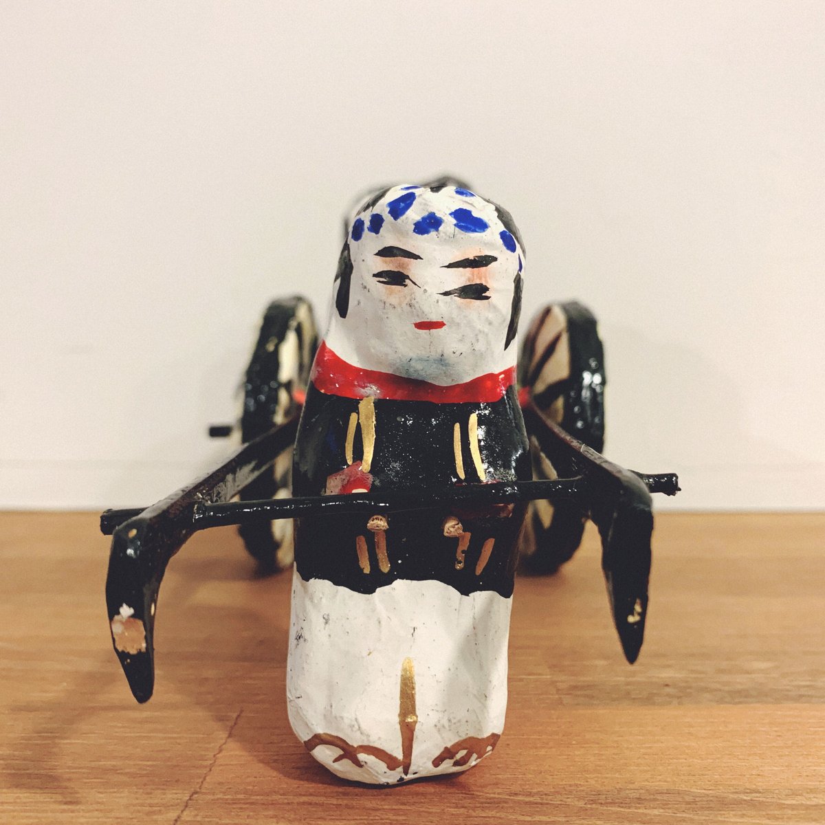 宇土張子の『人力車』 | 象々の郷土玩具