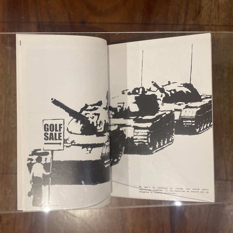 banksy /バンクシー写真集『banging your head against bric banksy /バンクシー写真集『banging your head against bric