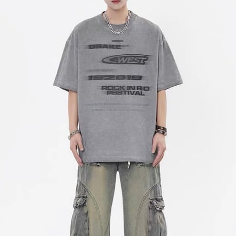 ロゴTシャツ