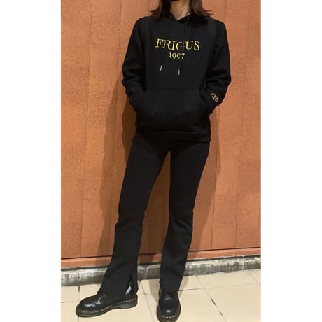 ゴールド刺繍     パーカー       ブラック  |  Gold embroidery sweatshirts black