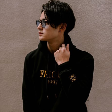 ゴールド刺繍     パーカー       ブラック  |  Gold embroidery sweatshirts black
