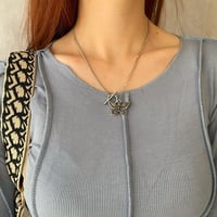 蝶々 ネックレス