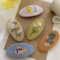 刺繍 ヘアピン