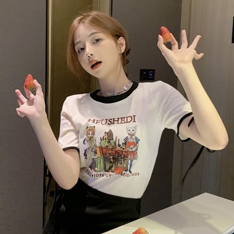 リボンTシャツ