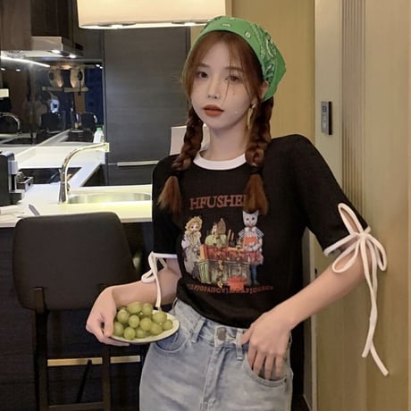 リボンTシャツ