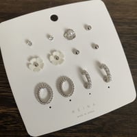 ピアスセット
