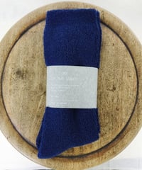 SUMISEN パイルソックス カラー： ネイビー サイズ：22-24cm　25-27㎝ 素材：綿70%炭混入繊維15% ナイロン10% ポリウレタン5% P-SU-0008