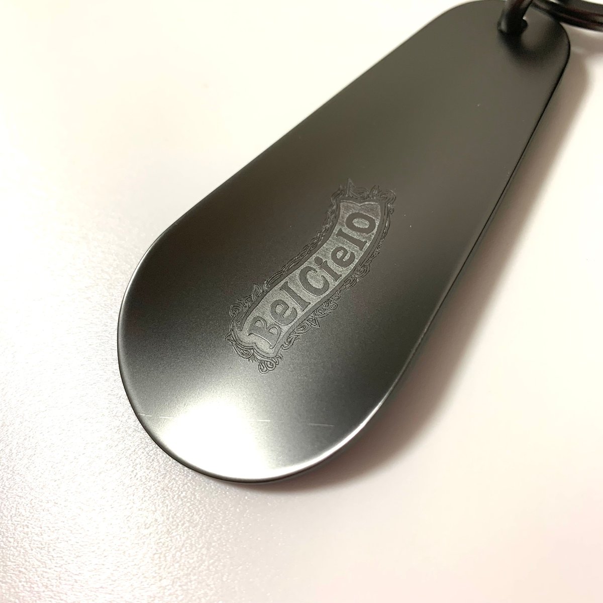 Bel Cielo 真鍮製 スモールシューホーン キーホルダー ブラック | RYANS