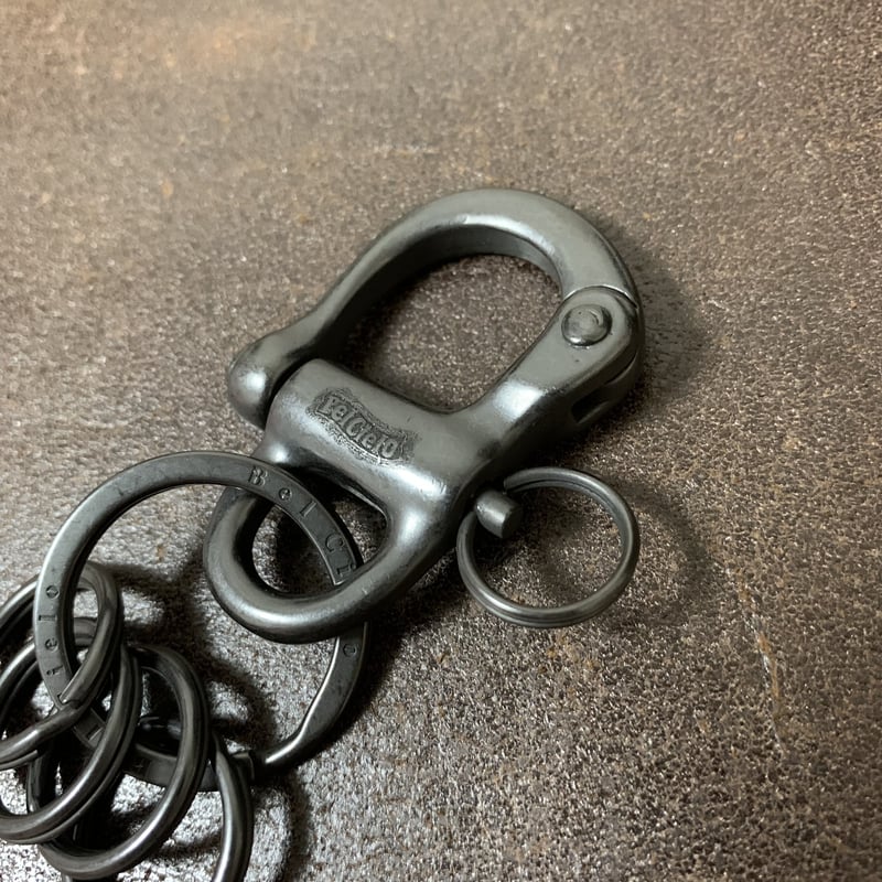 Bel Cielo 真鍮製 スナップシャックルキーホルダー ブラック | RYANS