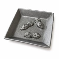 Aluminum ピーナッツインセンストレイ