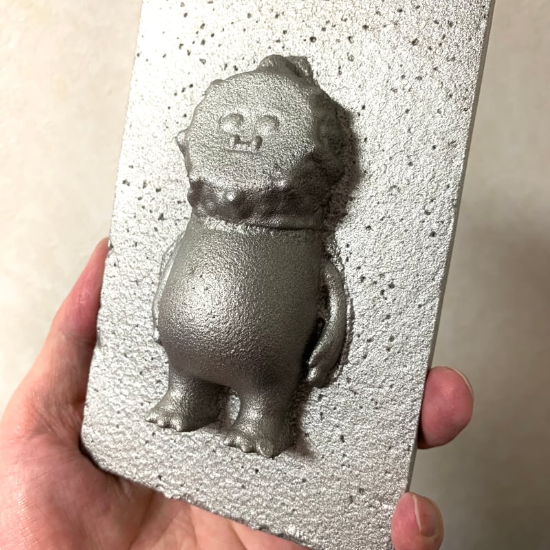Toyfields x Bel Cielo 炭素冷凍メタルベビーゴーヤ怪獣 Aluminum
