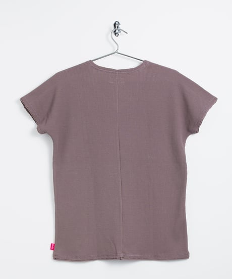 WIDE V-NECK T-SHIRTS