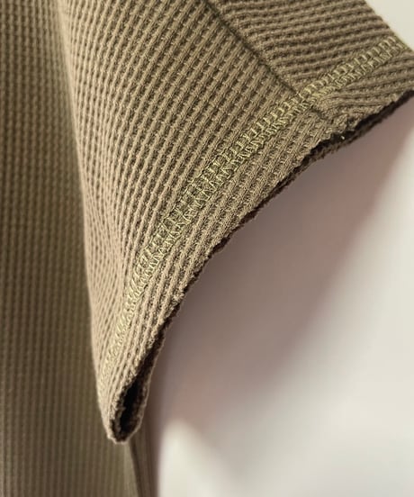 2612/ EASY POCKET V-NECK T-SHIRTS