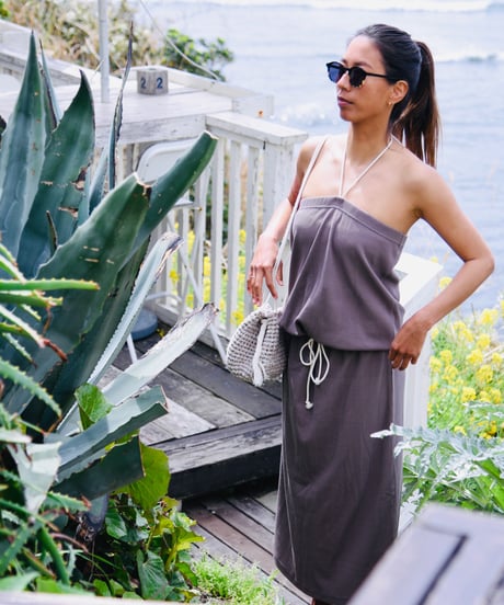 HOLTER-NECK ONE PIECE
