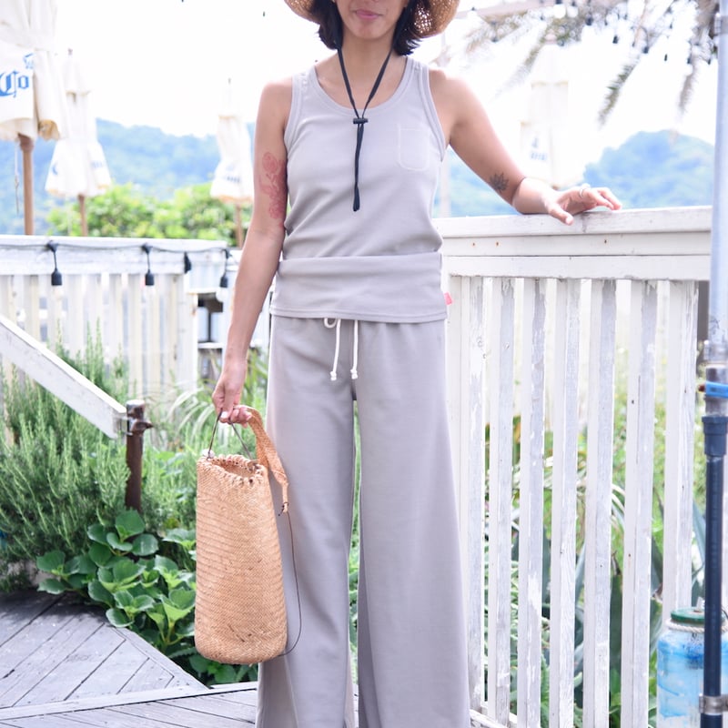 2444/ EASY WIDE PANTS | Waffle&Co. 2444/ EASY WIDE PANTS | Waffle&Co.
