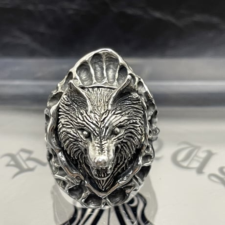 wolf  ring