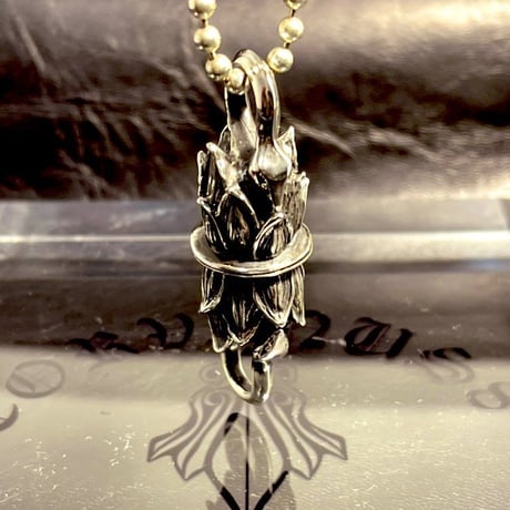 snake  lotus  pendant