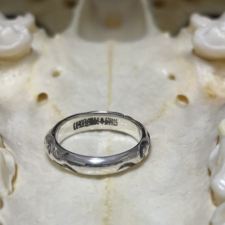 Maggot Ring