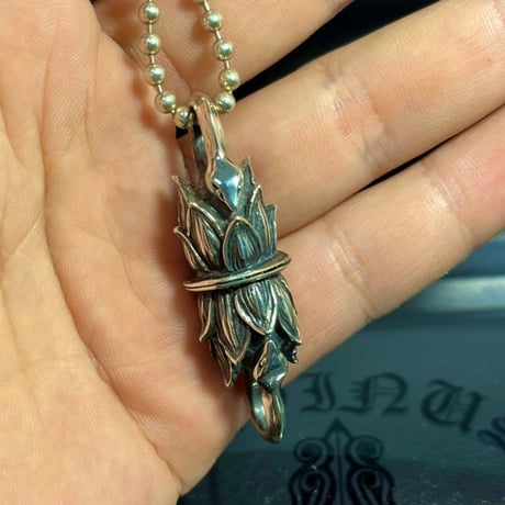 snake  lotus  pendant