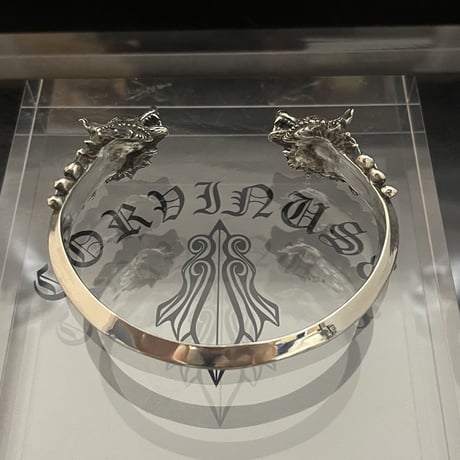 Wolf bangle