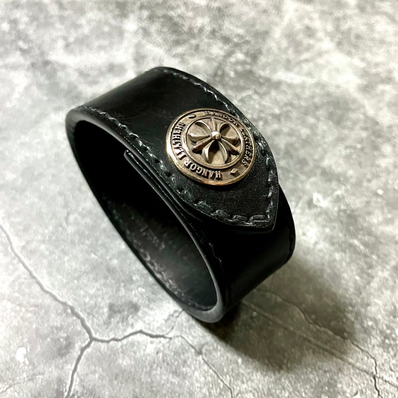 3リリー シルバーコンチョ レザーブレスレット LEATHER BRACELET /革