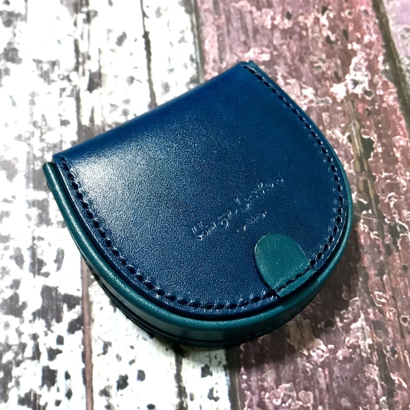 馬蹄型 コインケース くすみブルー 美品 馬蹄型 コインケース くすみブルー 美品