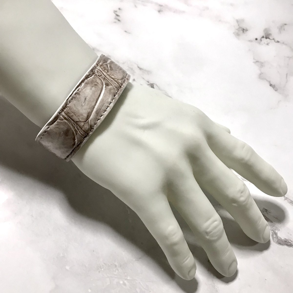 ROVERTO CAVALLI   クロコ　レザーブレス　バングル ROVERTO CAVALLI クロコレザーブレスバングル