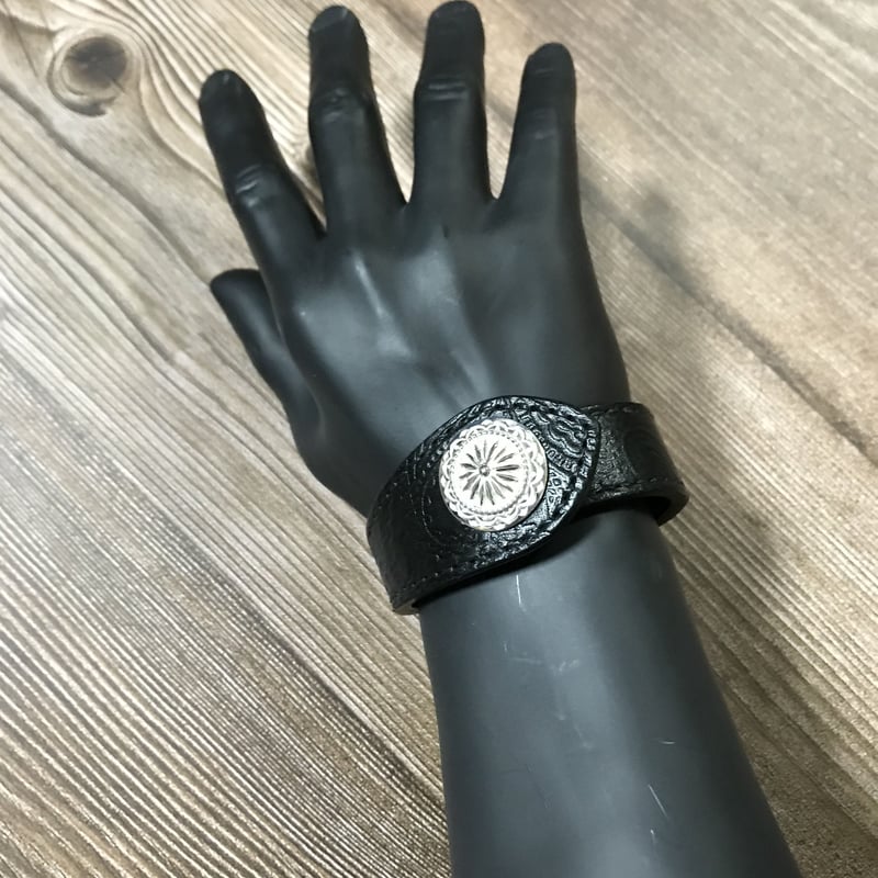 レザーブレスレット LEATHER BRACELET (ペイズリー柄型押し