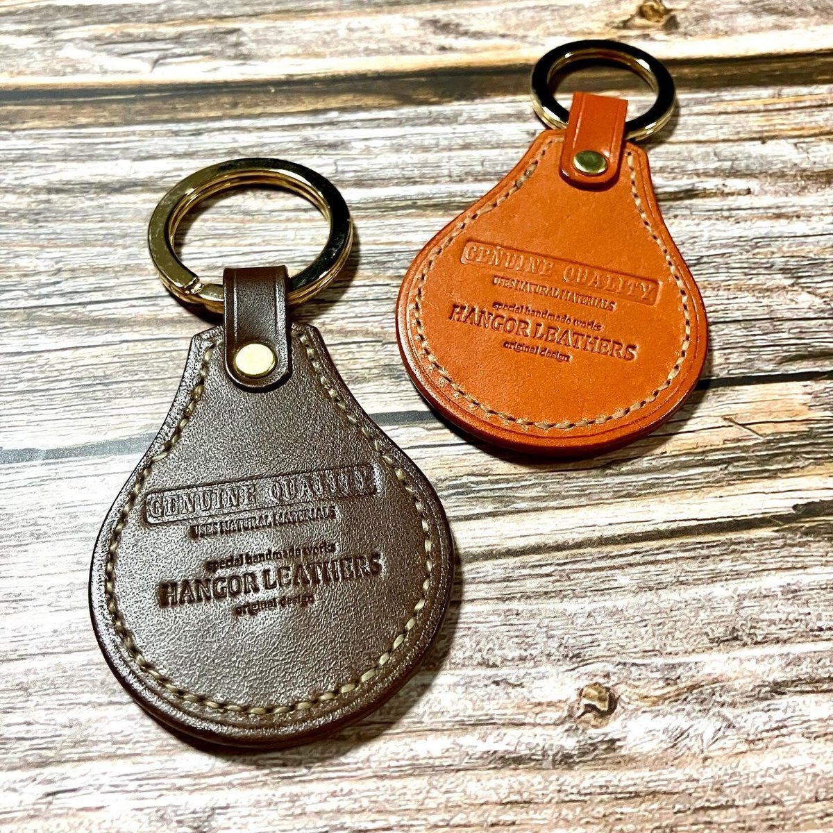 LOEWE カニ型レザーキーホルダー LOEWE カニ型レザーキーホルダー