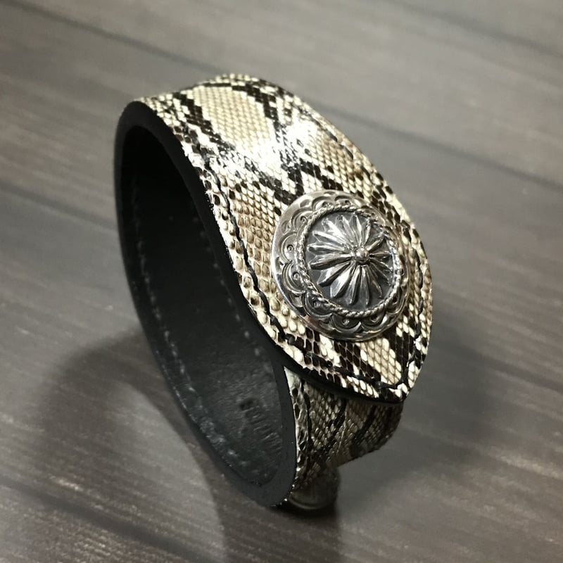レザーブレスレット LEATHER BRACELET ( ナチュラルパイソン レザーブレスレット LEATHER BRACELET ( ナチュラルパイソン