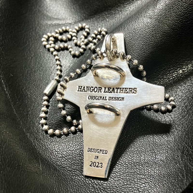 3リリー 変形 クロスペンダント CROSS PENDANT ( シルバー925 3リリー 変形 クロスペンダント CROSS PENDANT ( シルバー925
