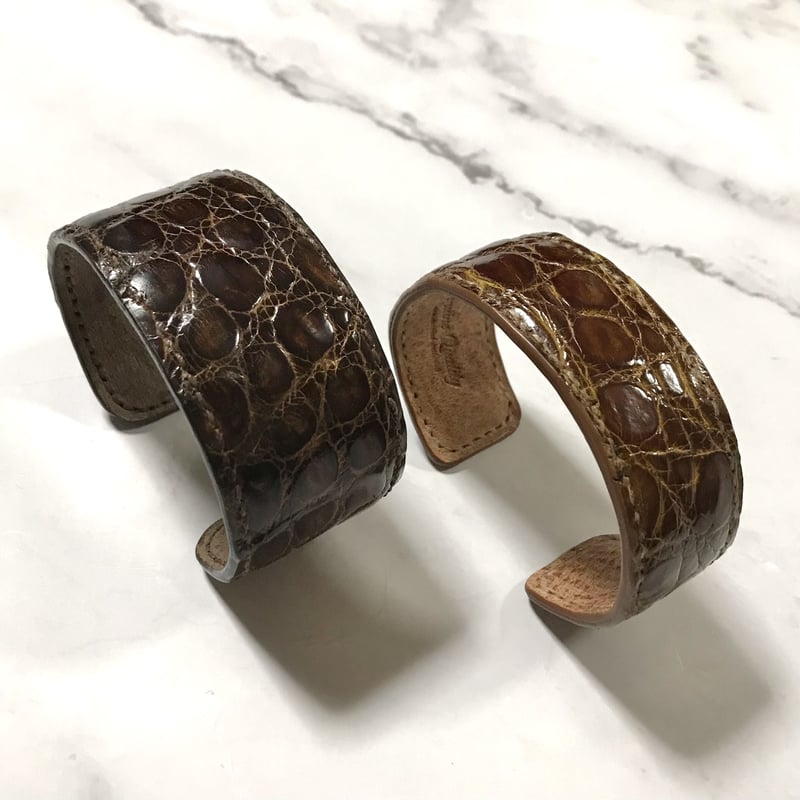 レザーバングル Leather Bangle ( カイマンワニ Brown 茶色 強ツヤ )