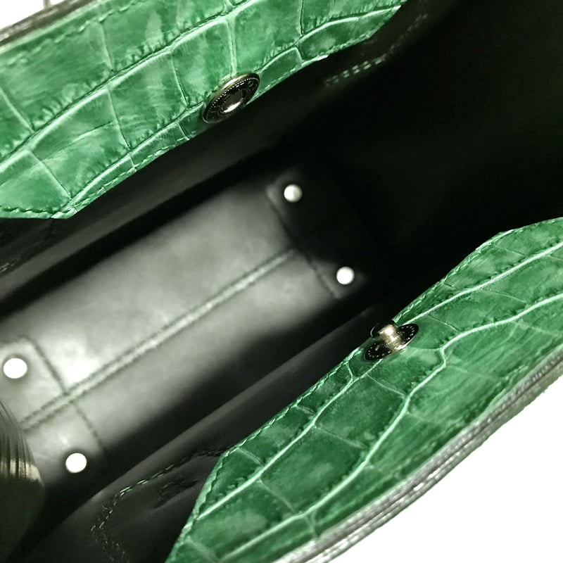 デザインハンドバッグ HANDBAG ( 牛革型押しクロコ・ライトグリーン 