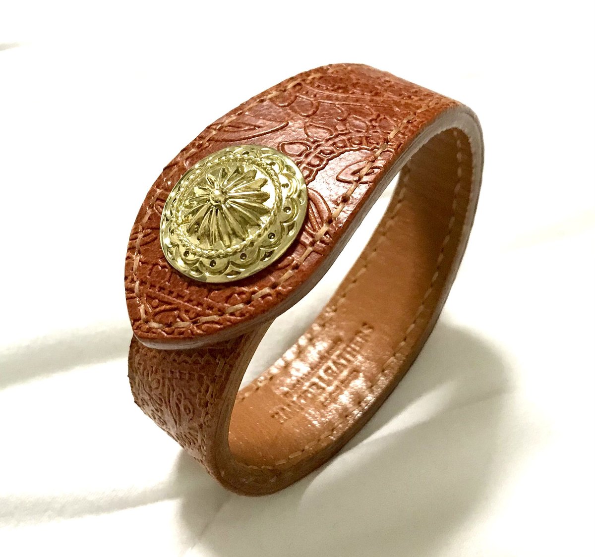 レザーブレスレット LEATHER BRACELET (ペイズリー柄型押し レザーブレスレット LEATHER BRACELET (ペイズリー柄型押し