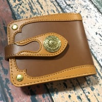 ショートウォレット SHORT WALLET ライダースタイプ ( ブラス製オリジナルコンチョ・キャメル 黄  ) ／革小物／ハンドメイド／Hangor Leathers