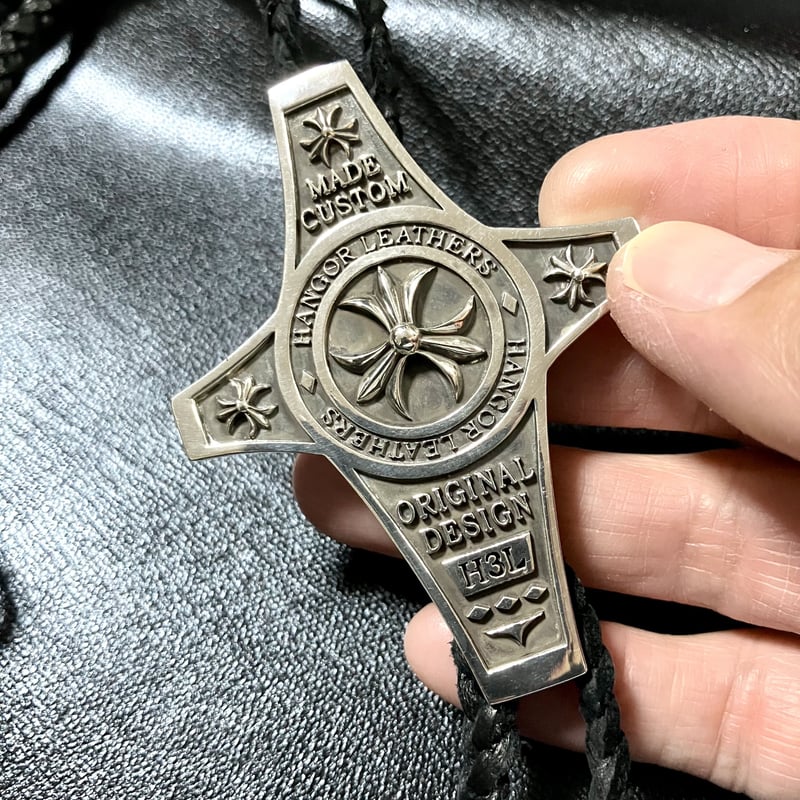 3リリー 変形 クロスペンダント CROSS PENDANT ( シルバー925 3リリー 変形 クロスペンダント CROSS PENDANT ( シルバー925