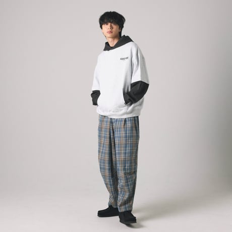 【lil' valley】BASIC EMBROIDERED HOODIE