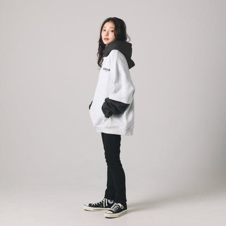 【lil' valley】BASIC EMBROIDERED HOODIE