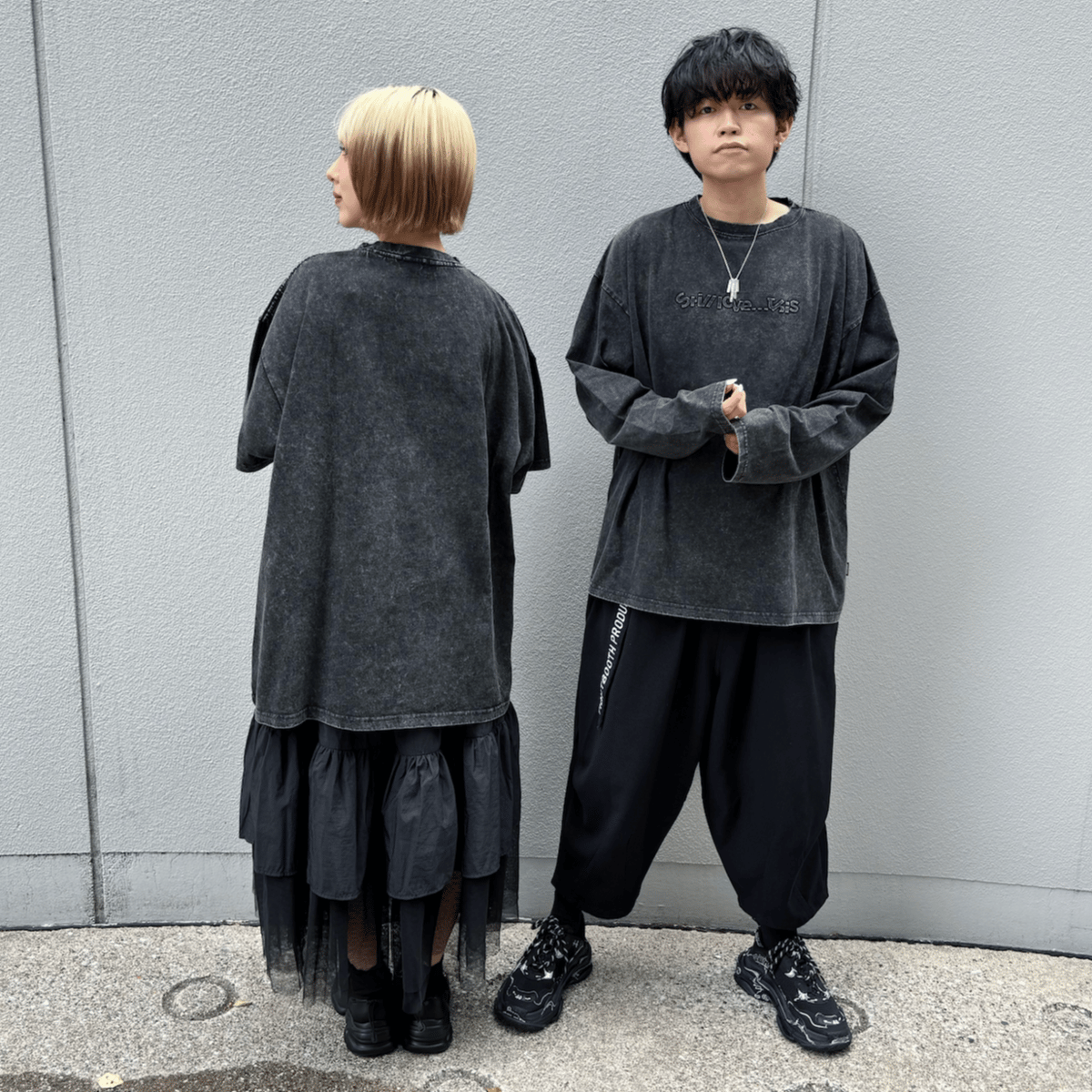 TaniYuuki【Lil’Valley 】ビッグシルエットオリジナルフーディ lil' valley】LOGO刺繍 ビッグシルエットオリジナルフーディー