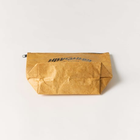 【lil' valley】LOGO TYVEK POUCH