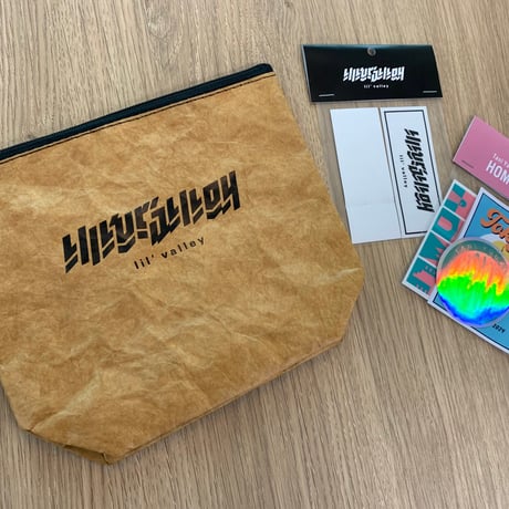 【lil' valley】LOGO TYVEK POUCH