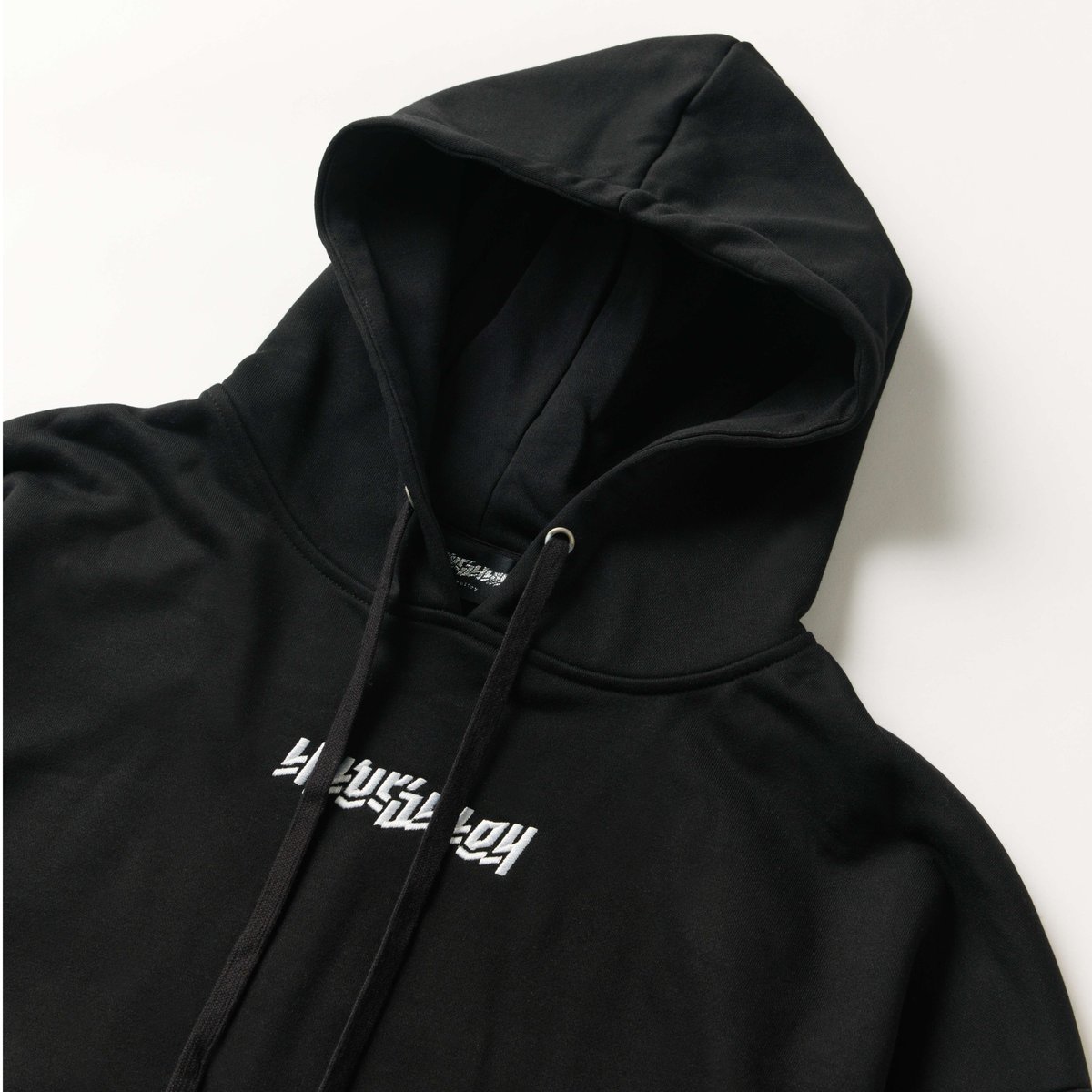 lil' valley】LOGO刺繍 ビッグシルエットオリジナルフーディー | Tani Y