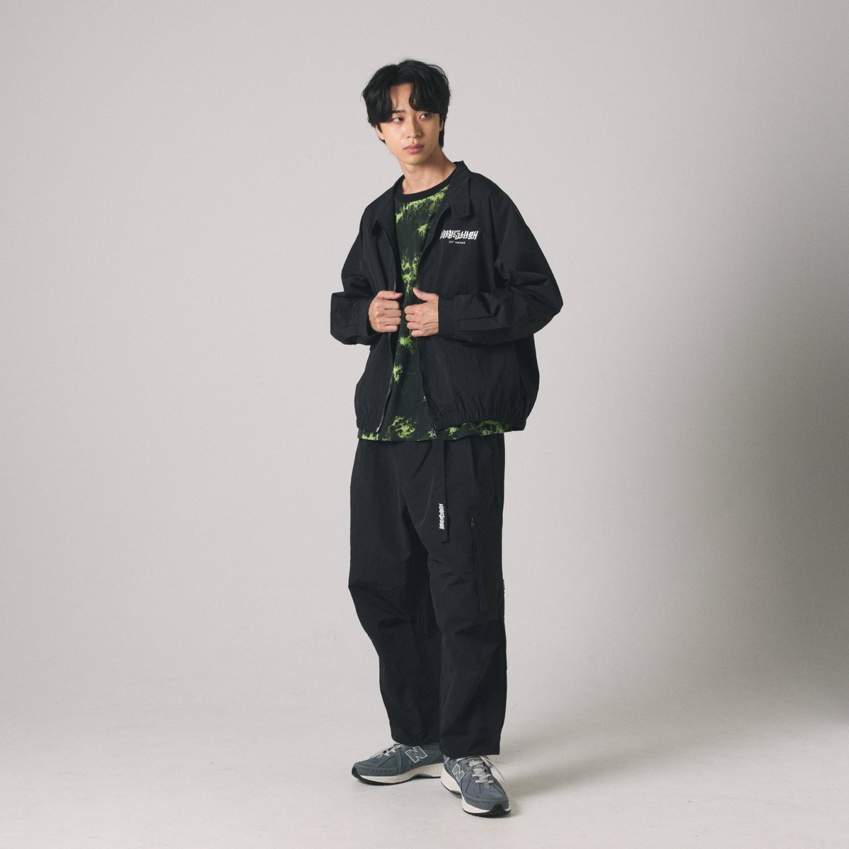 TaniYuuki【Lil’Valley 】ビッグシルエットオリジナルフーディ lil' valley】LOGO刺繍 ビッグシルエットオリジナルフーディー