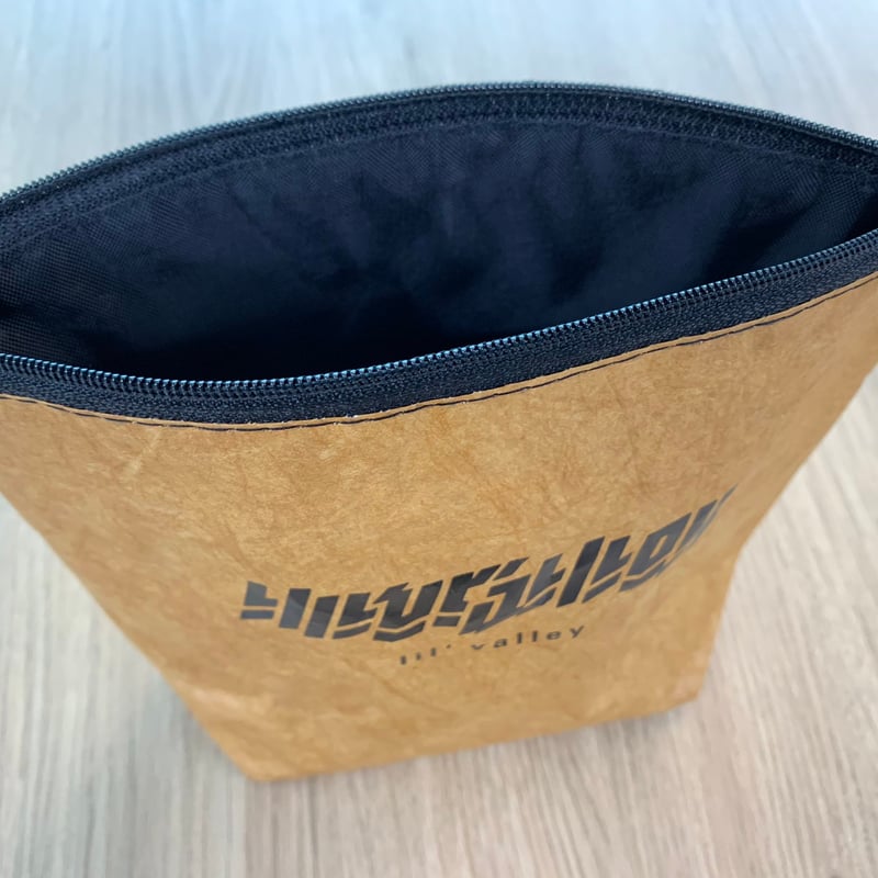 lil' valley】LOGO TYVEK POUCH | Tani Yuuki Offi