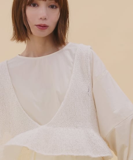エッジペプラムニットのkit
